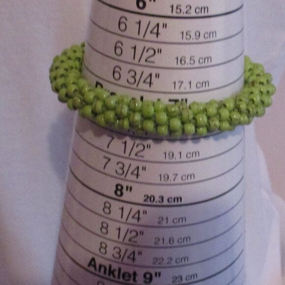 Howlite 116 Ct Beaded Woven Bracelet & Earrings Set Stainless Steel Green - Picture 2 of 5